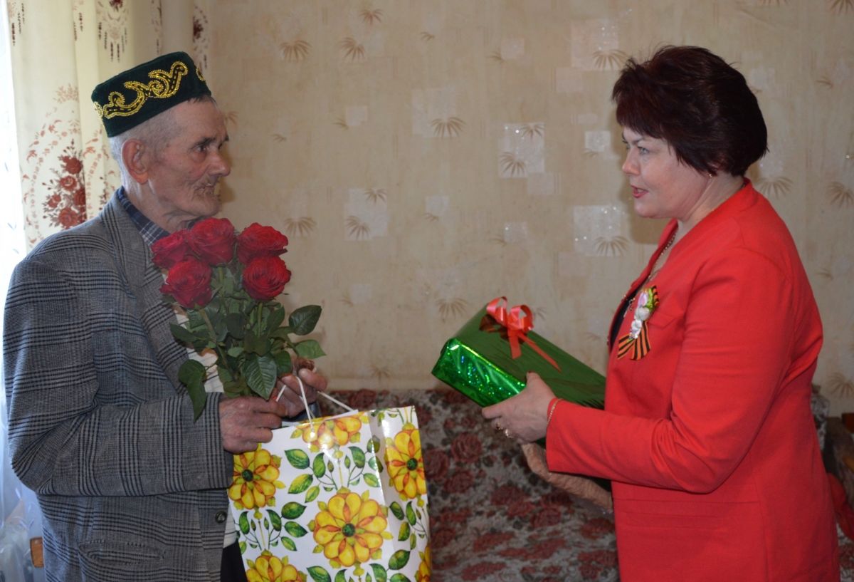 Поздравляем Мещерова Кадима Ибрагимовича с 90-летием